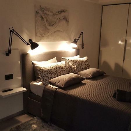 Apartman Vip, With Free Garage Parking Пула Экстерьер фото