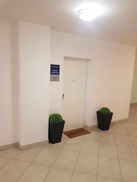 Apartman Vip, With Free Garage Parking Пула Экстерьер фото