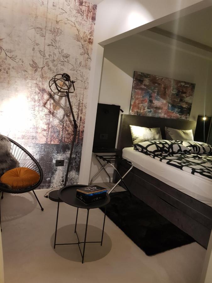 Apartman Vip, With Free Garage Parking Пула Экстерьер фото