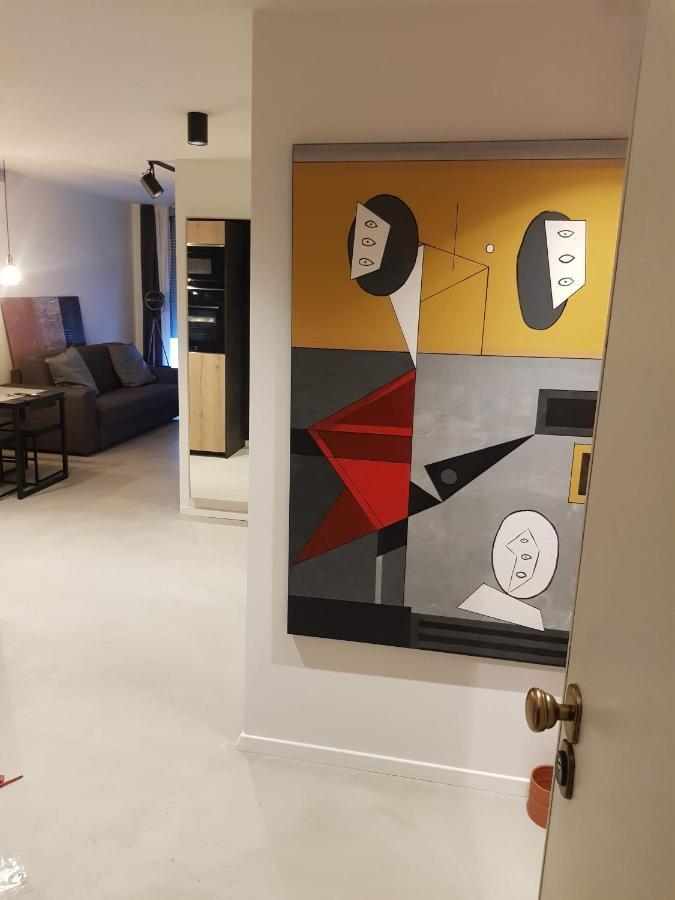 Apartman Vip, With Free Garage Parking Пула Экстерьер фото