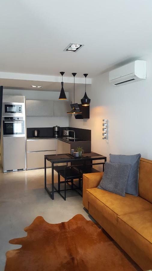 Apartman Vip, With Free Garage Parking Пула Экстерьер фото