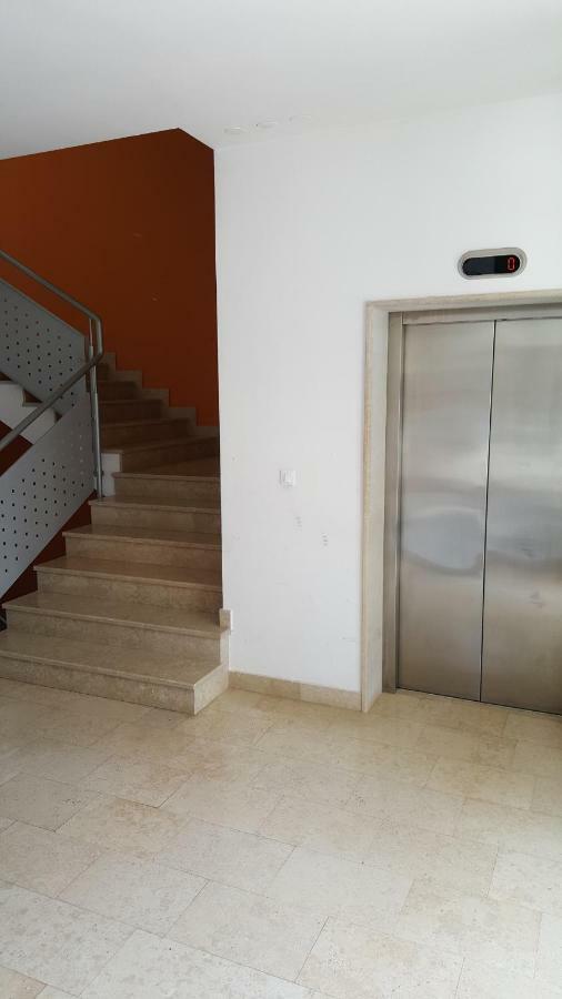 Apartman Vip, With Free Garage Parking Пула Экстерьер фото