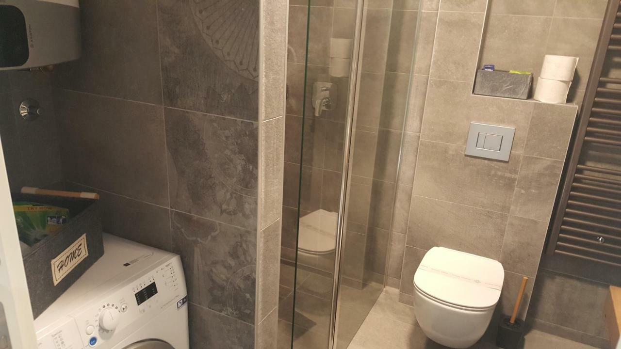 Apartman Vip, With Free Garage Parking Пула Экстерьер фото