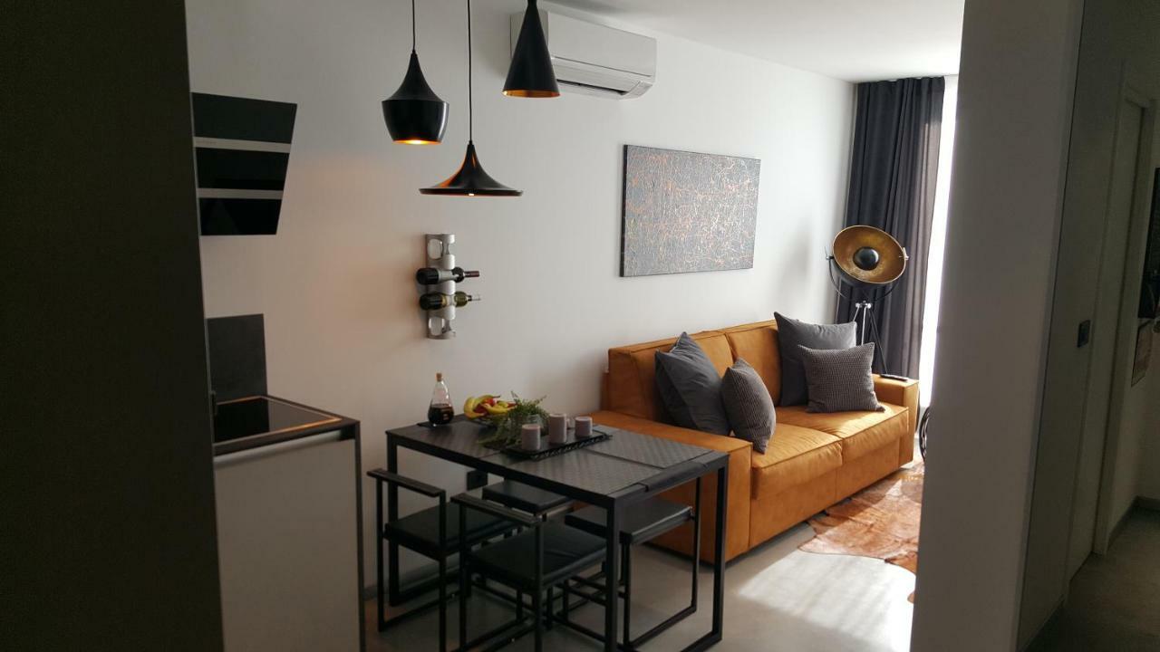 Apartman Vip, With Free Garage Parking Пула Экстерьер фото