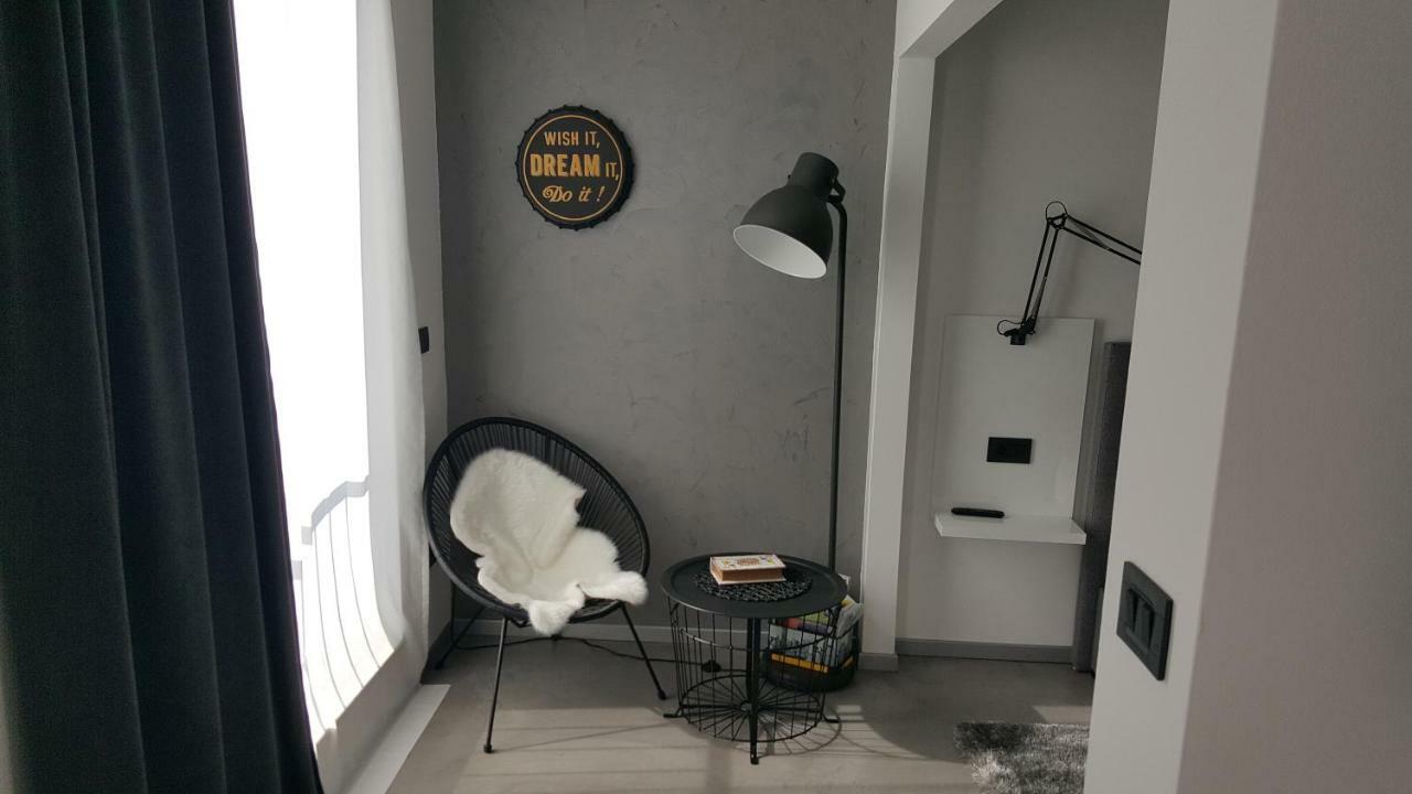 Apartman Vip, With Free Garage Parking Пула Экстерьер фото