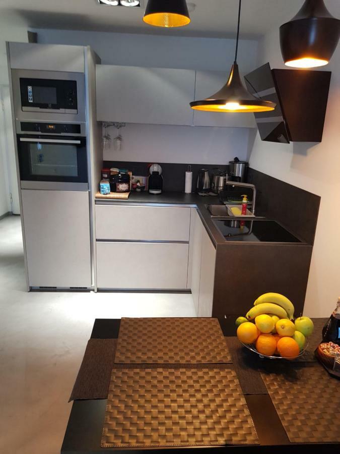 Apartman Vip, With Free Garage Parking Пула Экстерьер фото