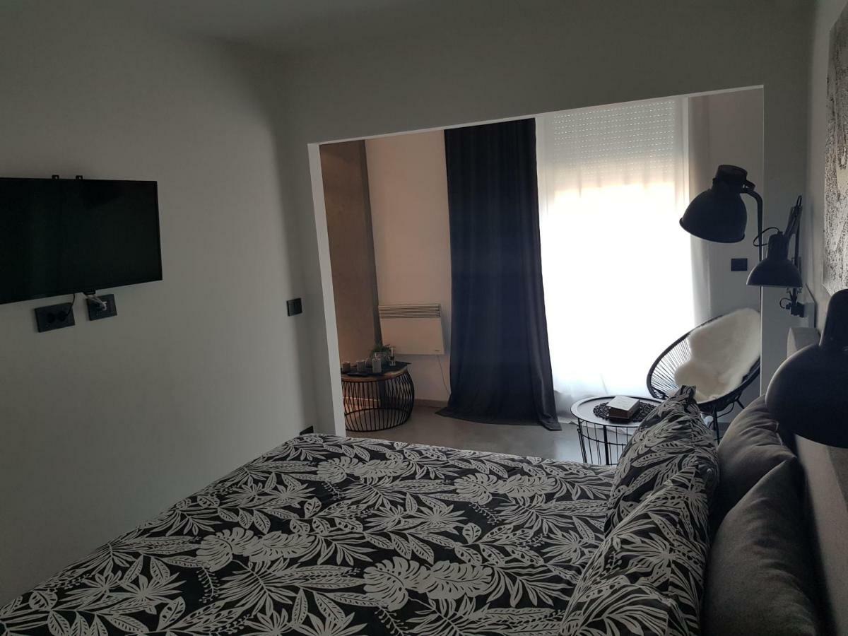 Apartman Vip, With Free Garage Parking Пула Экстерьер фото